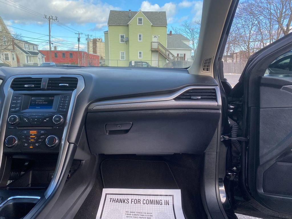 Used 2018 Ford Fusion S image 28