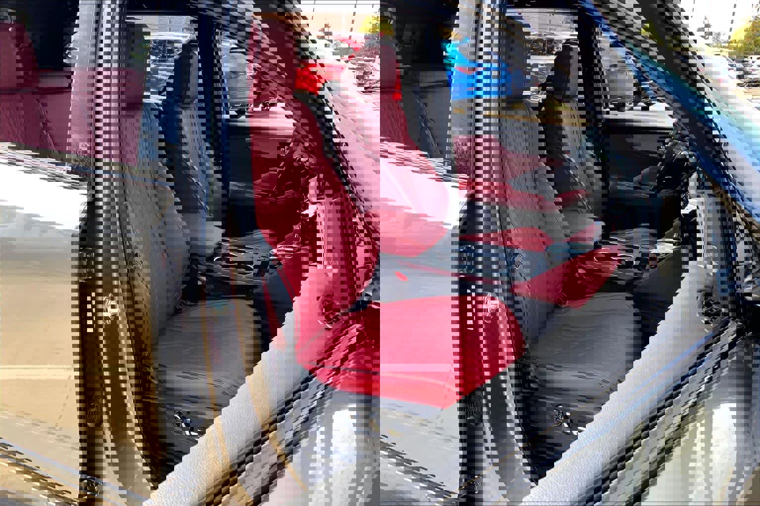 Used 2025 Acura MDX A-Spec image 8