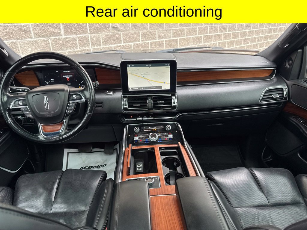 Used 2018 Lincoln Navigator Reserve AWD/4WD image 9