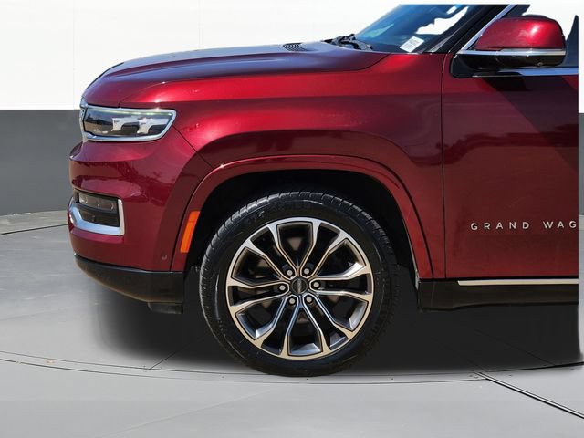 Used 2022 Jeep Grand Wagoneer Series III AWD/4WD image 11