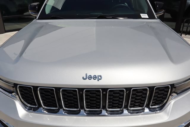 Used 2024 Jeep Grand Cherokee Limited 4xe AWD/4WD image 20