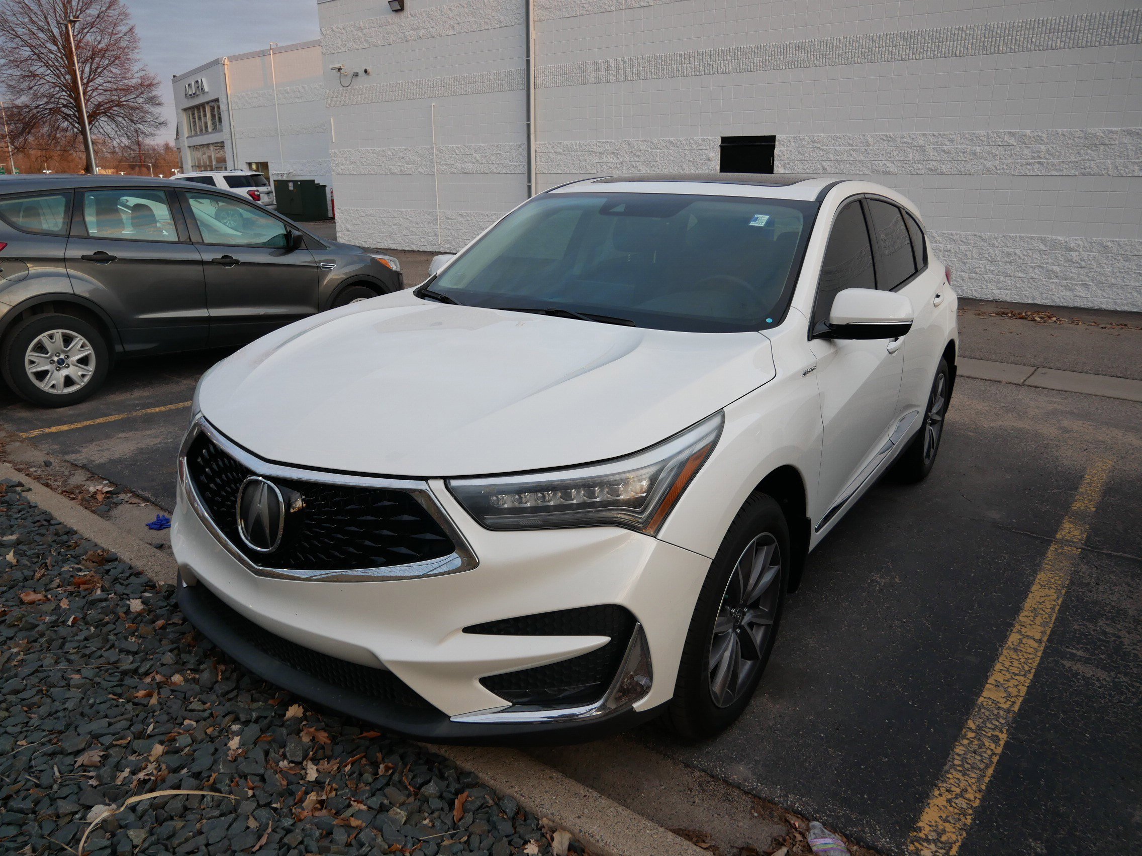 Used 2019 Acura RDX AWD w/ Technology Package image 3