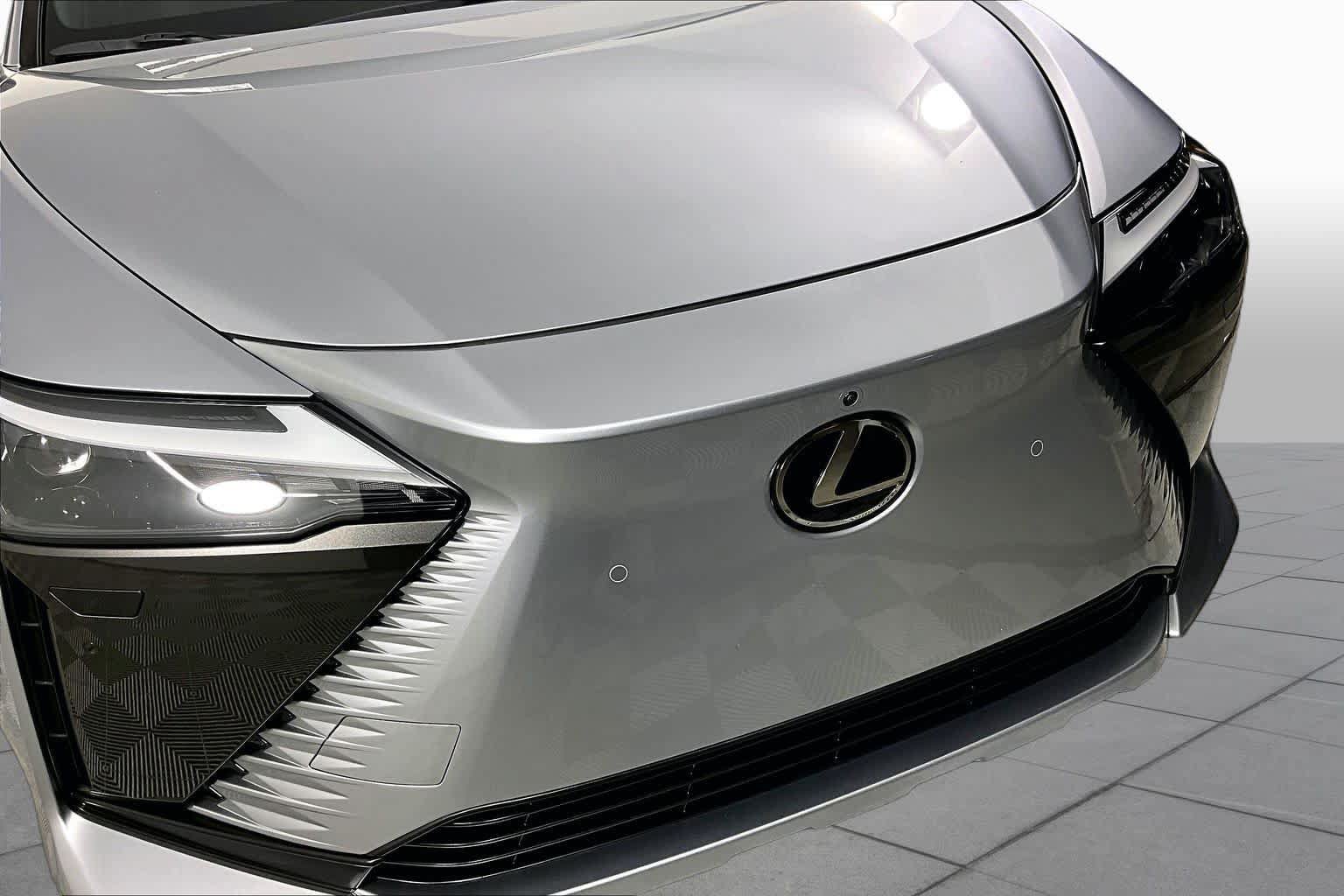Certified 2023 Lexus RZ 450e Premium w/ Accessory Package (Z1) AWD/4WD image 28