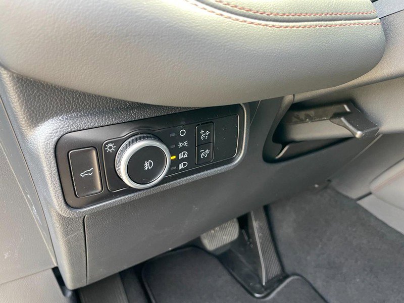 New 2025 Ford Explorer Active w/ Active Comfort Package image 22