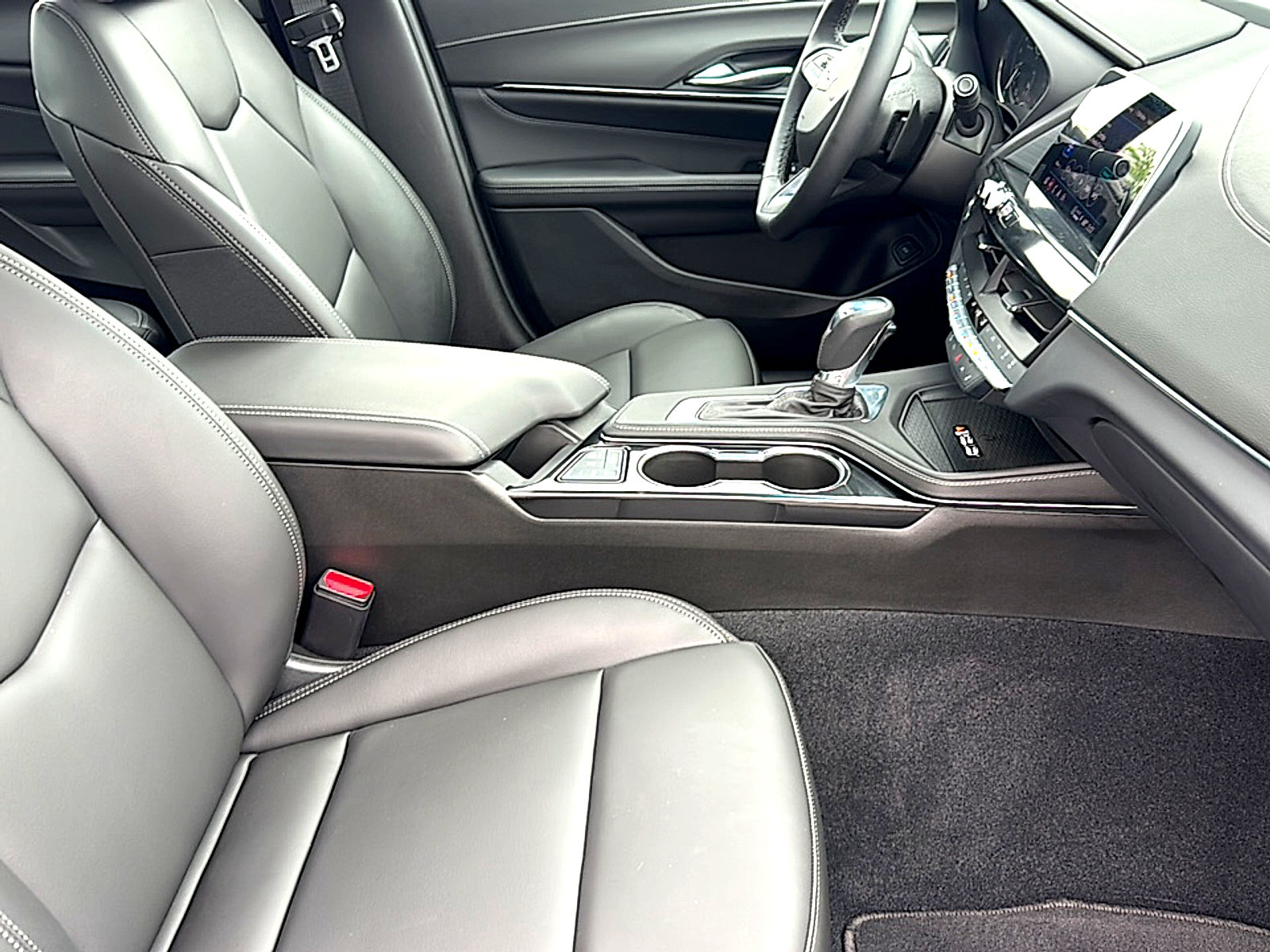 Certified 2026 Cadillac CT4 Luxury AWD/4WD image 25