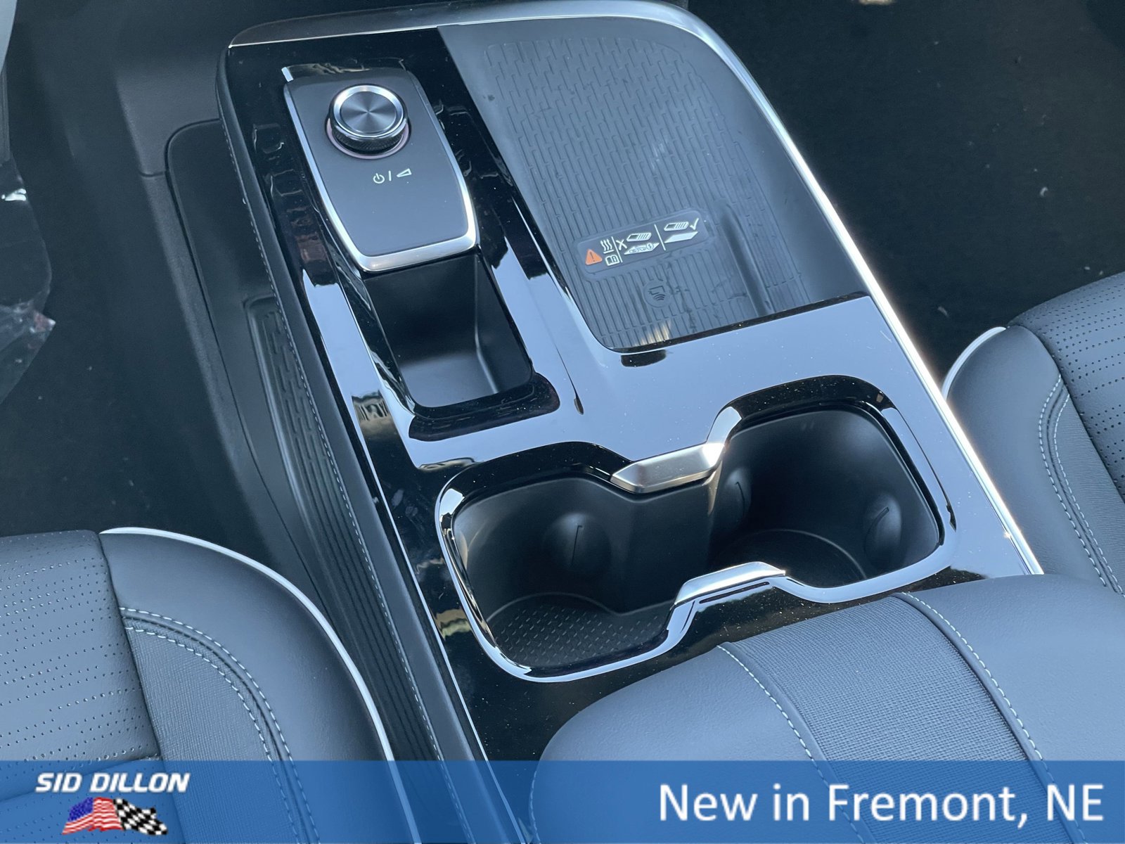 New 2026 Buick Enclave Sport Touring w/ Power Package image 5