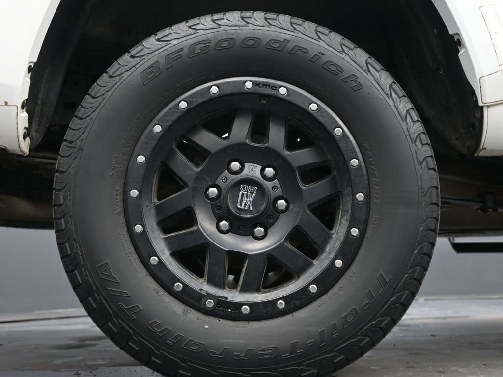 Used 2018 Toyota Tacoma TRD Sport image 9