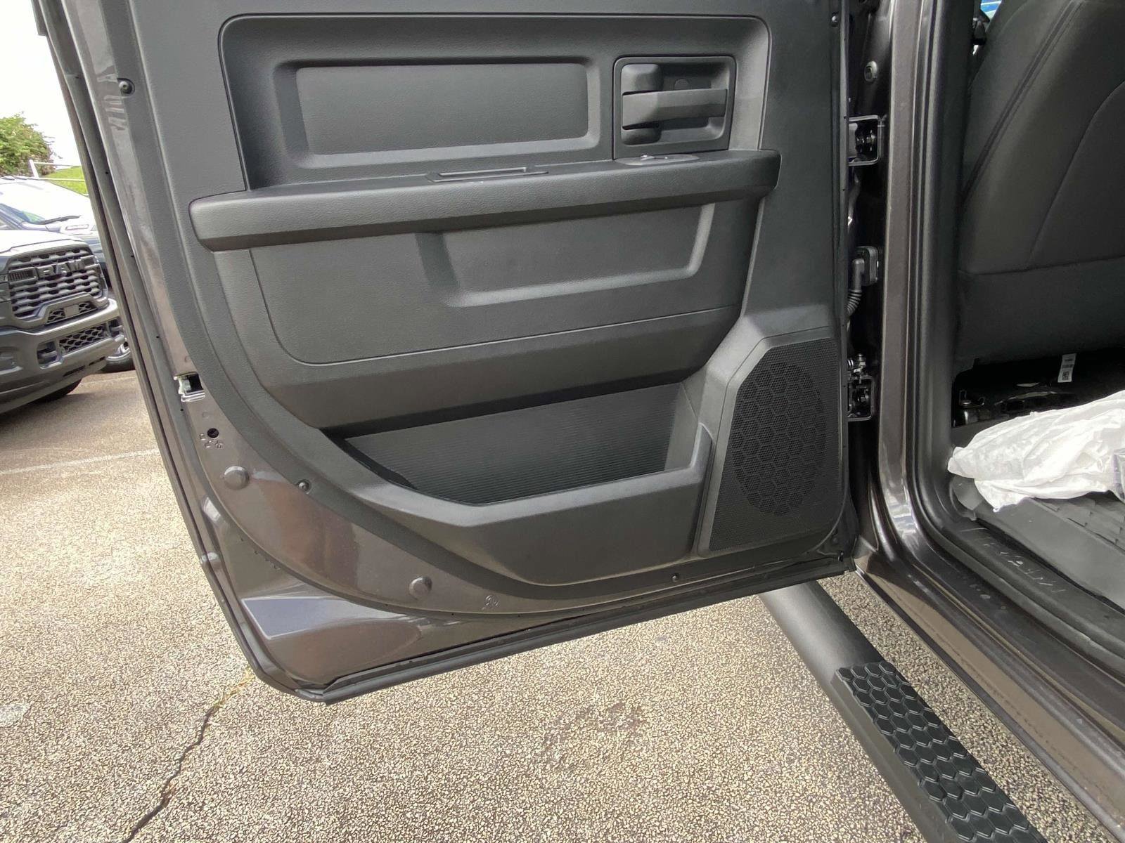 Used 2025 RAM 2500 Tradesman image 19