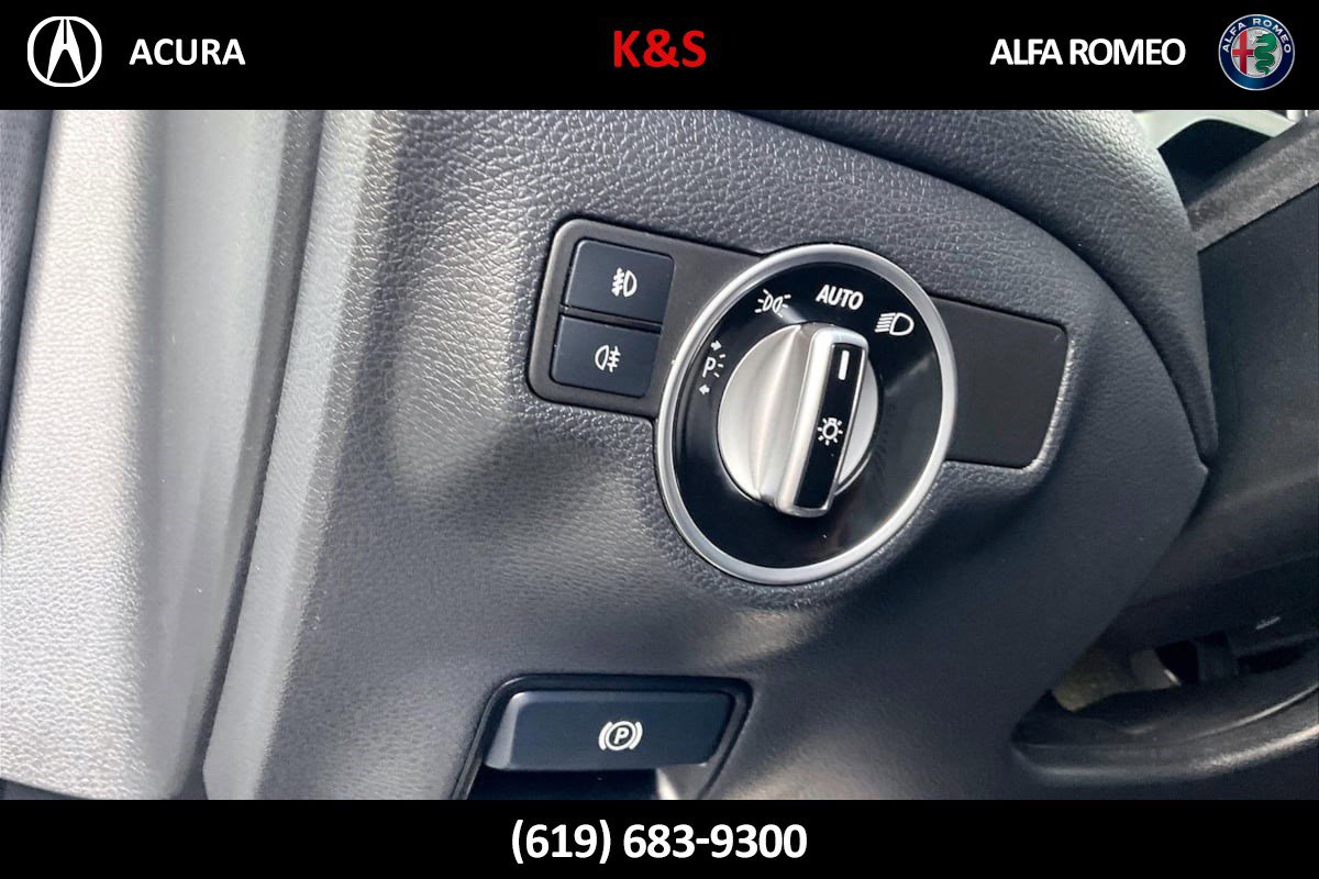 Used 2016 Mercedes-Benz GLA 250 image 37