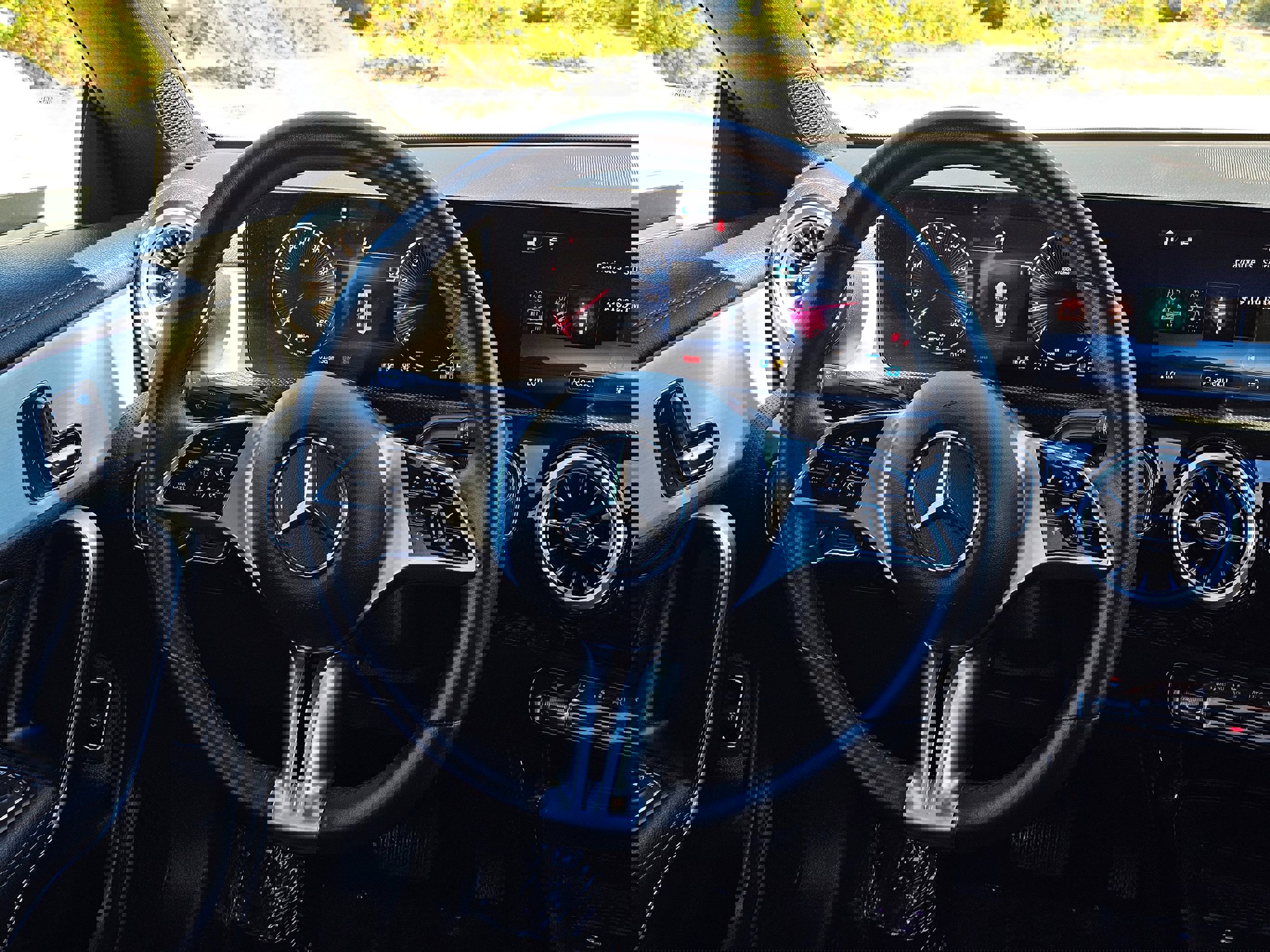 Used 2025 Mercedes-Benz CLA 250 image 25