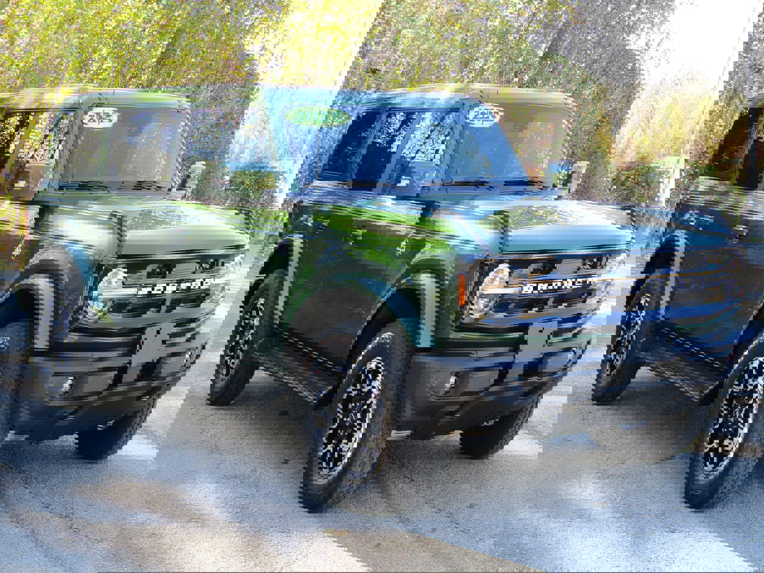 New 2025 Ford Bronco Outer Banks image 6