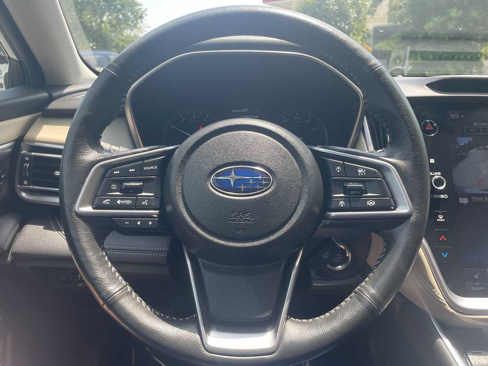 Used 2023 Subaru Outback Limited AWD/4WD image 15