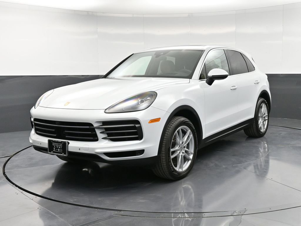 Certified 2023 Porsche Cayenne image 1
