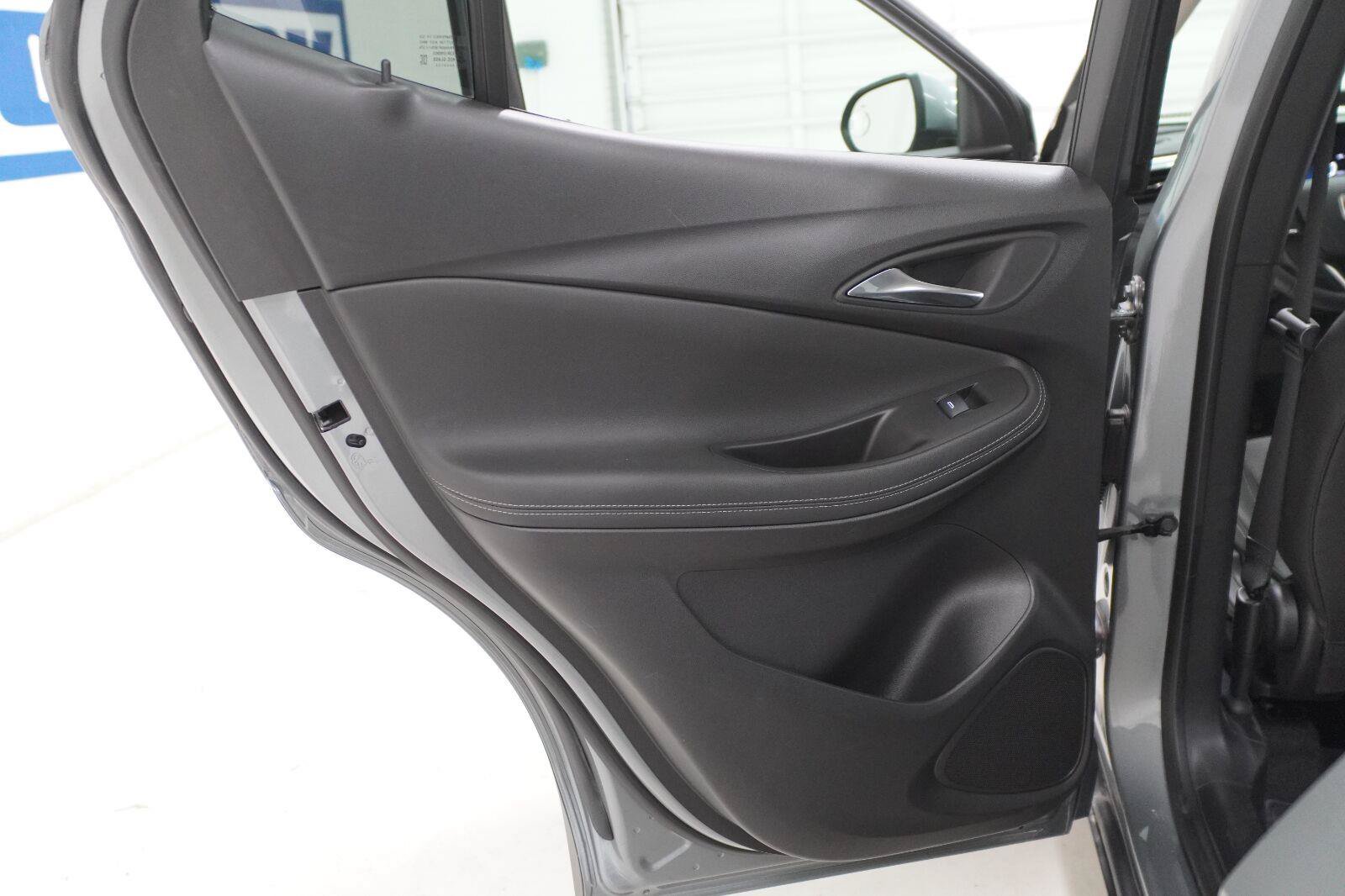 Used 2025 Buick Encore GX Preferred FWD image 29