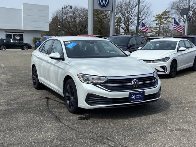 Used 2023 Volkswagen Jetta SE FWD image 32