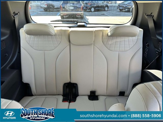 Used 2023 Hyundai Palisade Limited image 13