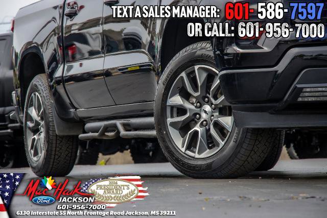 Used 2023 Chevrolet Silverado 1500 RST AWD/4WD image 5