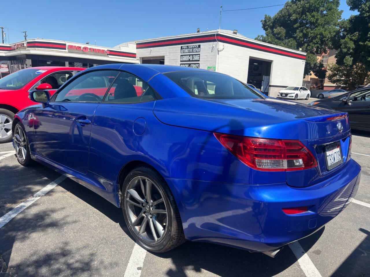Used 2013 Lexus IS 250C w/ F-Sport Pkg w/Summer Tires RWD image 3