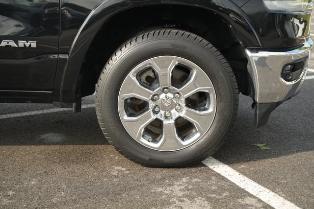 Used 2022 RAM 1500 Laramie AWD/4WD image 46