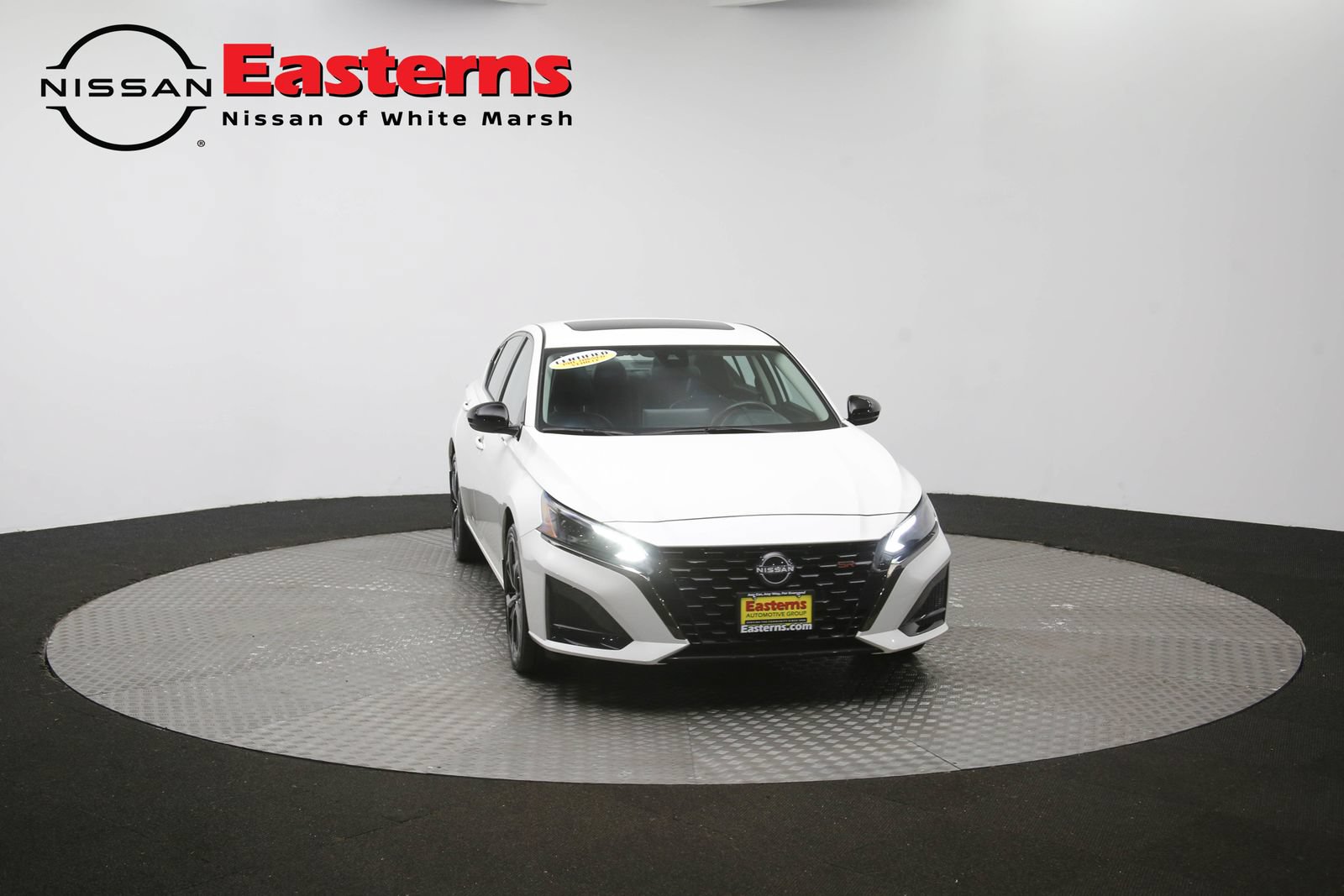 Used 2023 Nissan Altima 2.5 SR w/ SR Premium Package AWD/4WD image 51