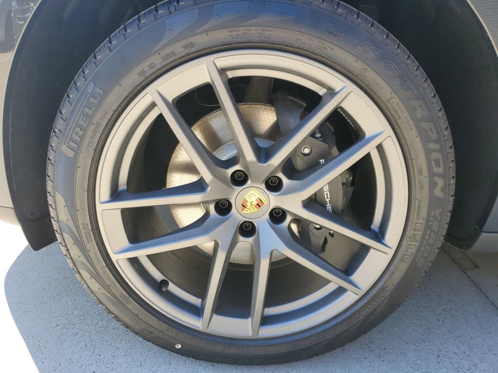 New 2026 Porsche Macan image 11