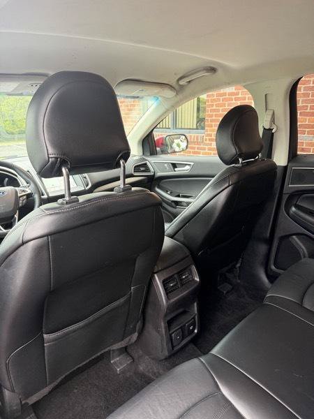 Used 2018 Ford Edge SEL w/ Equipment Group 201A AWD/4WD image 14