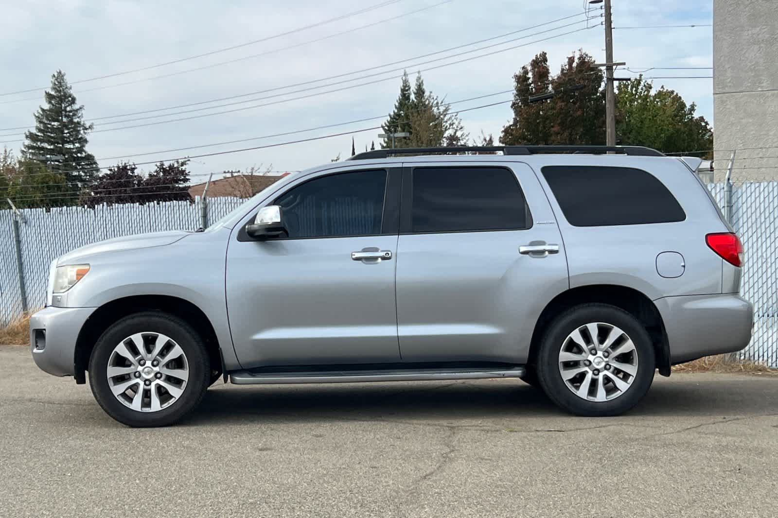 Used 2015 Toyota Sequoia Limited RWD image 2