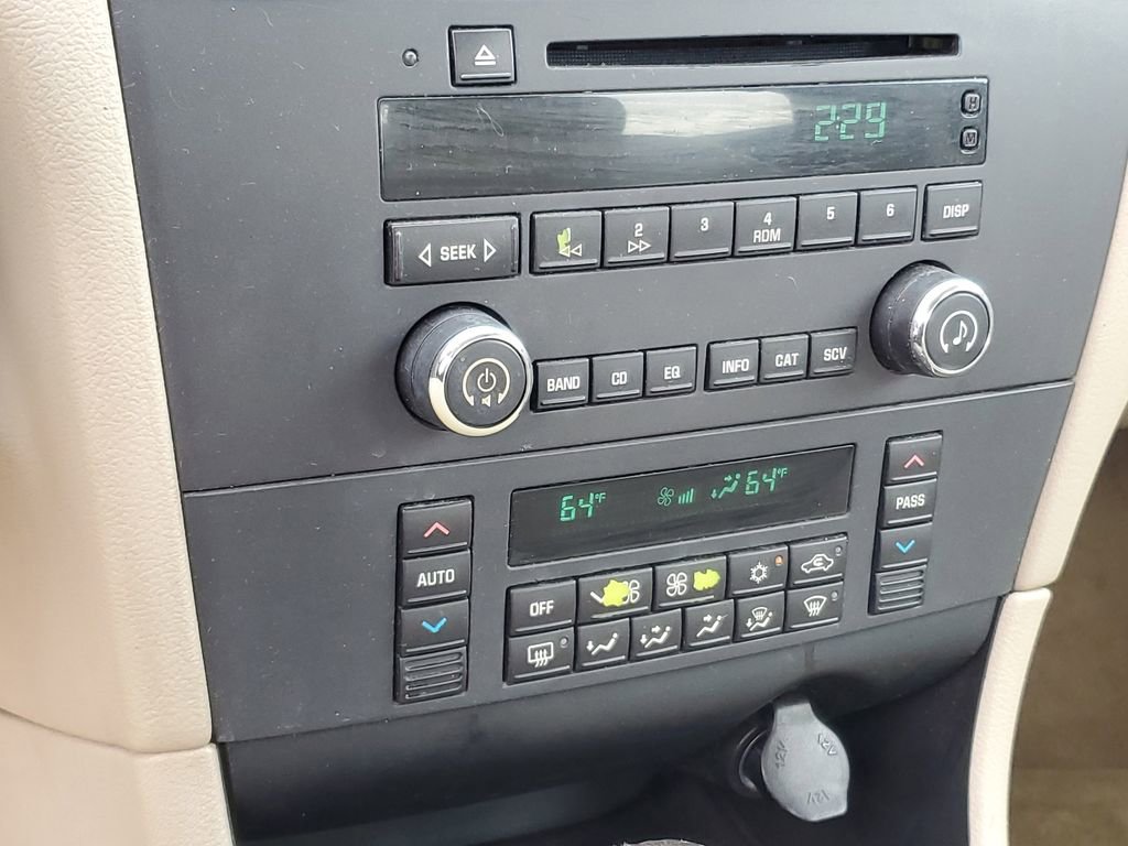 Used 2009 Buick LaCrosse CX FWD image 16