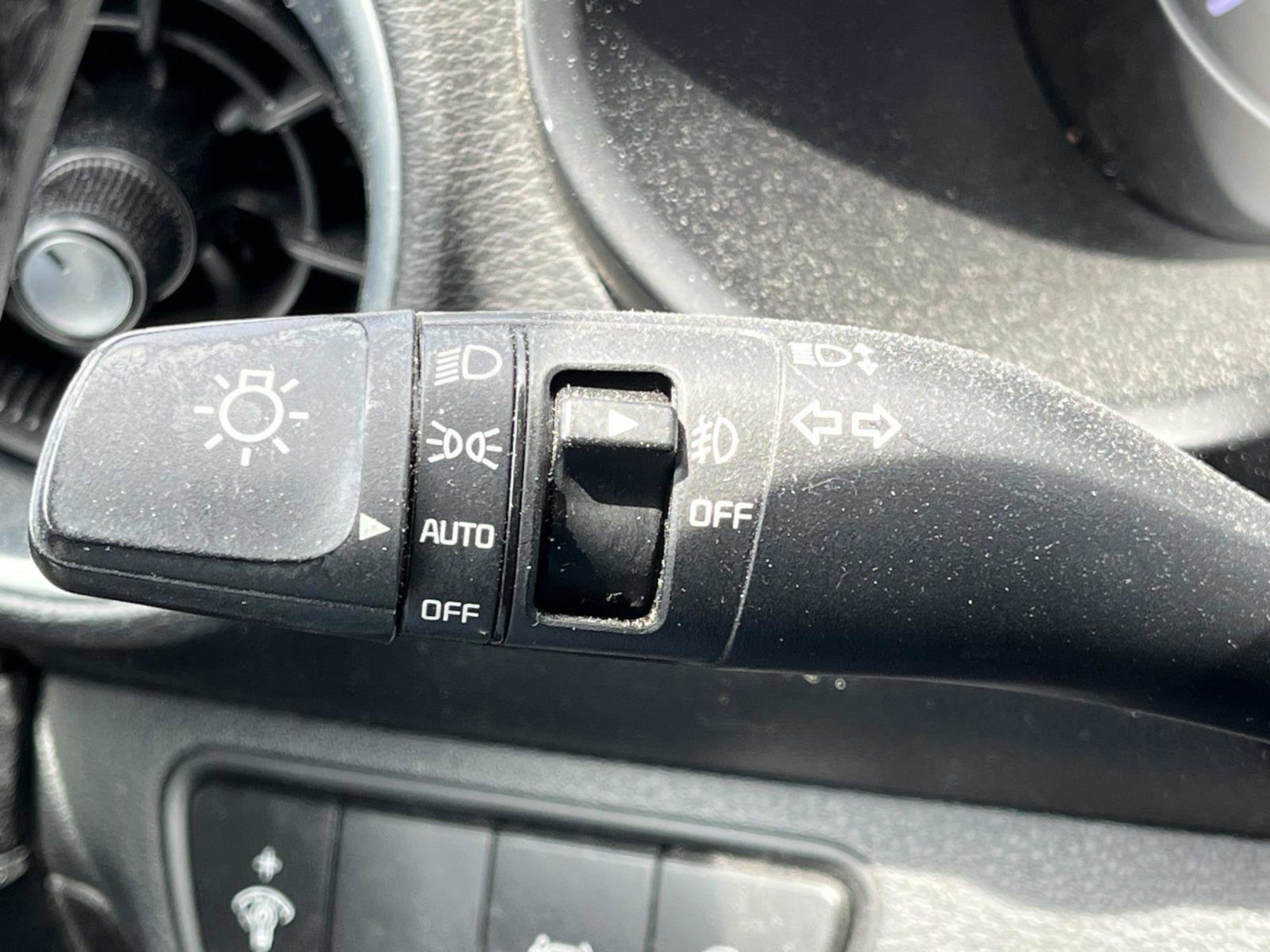Used 2019 Kia Forte S FWD image 35