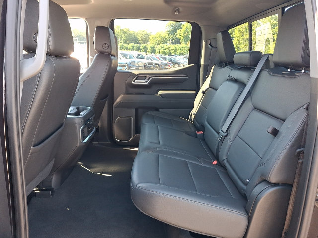 Used 2022 Chevrolet Silverado 1500 LTZ w/ LTZ Convenience Package II AWD/4WD image 21