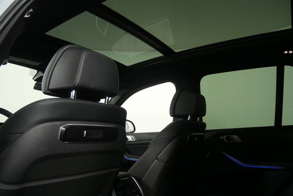Certified 2025 BMW X5 M60i w/ Climate Comfort Package AWD/4WD image 11