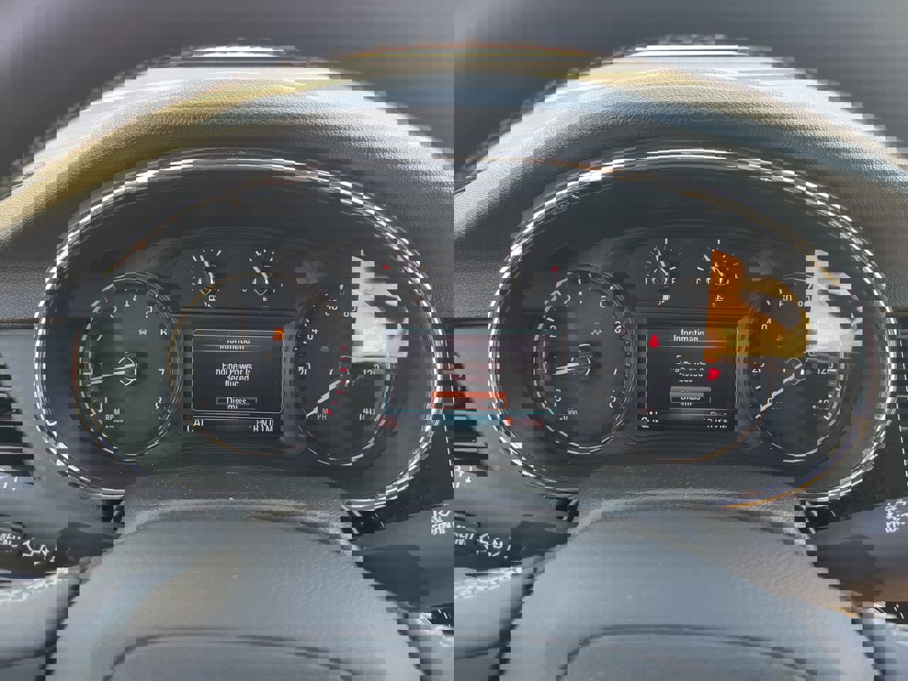 Used 2021 Buick Encore Preferred image 25