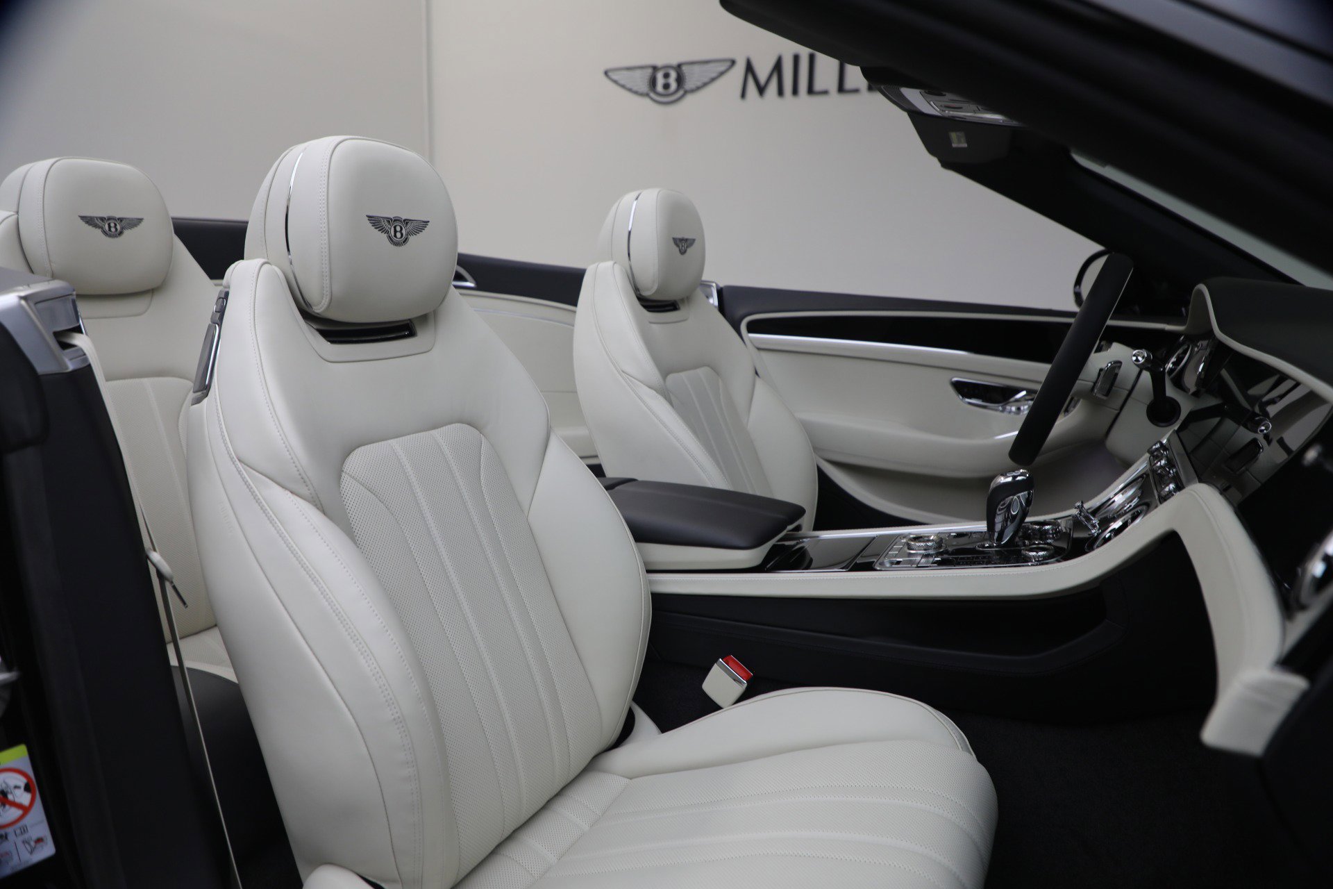 New 2026 Bentley Continental GTC AWD/4WD image 30