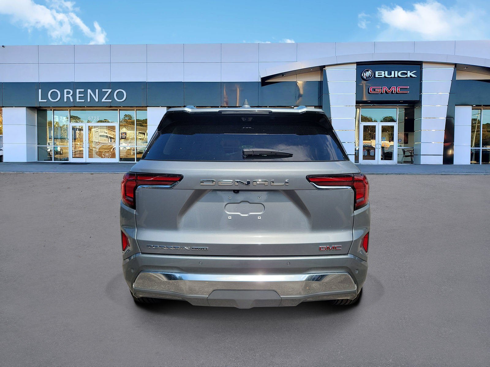 New 2027 GMC Terrain Denali w/ LPO, Floor Liner Package AWD/4WD image 5