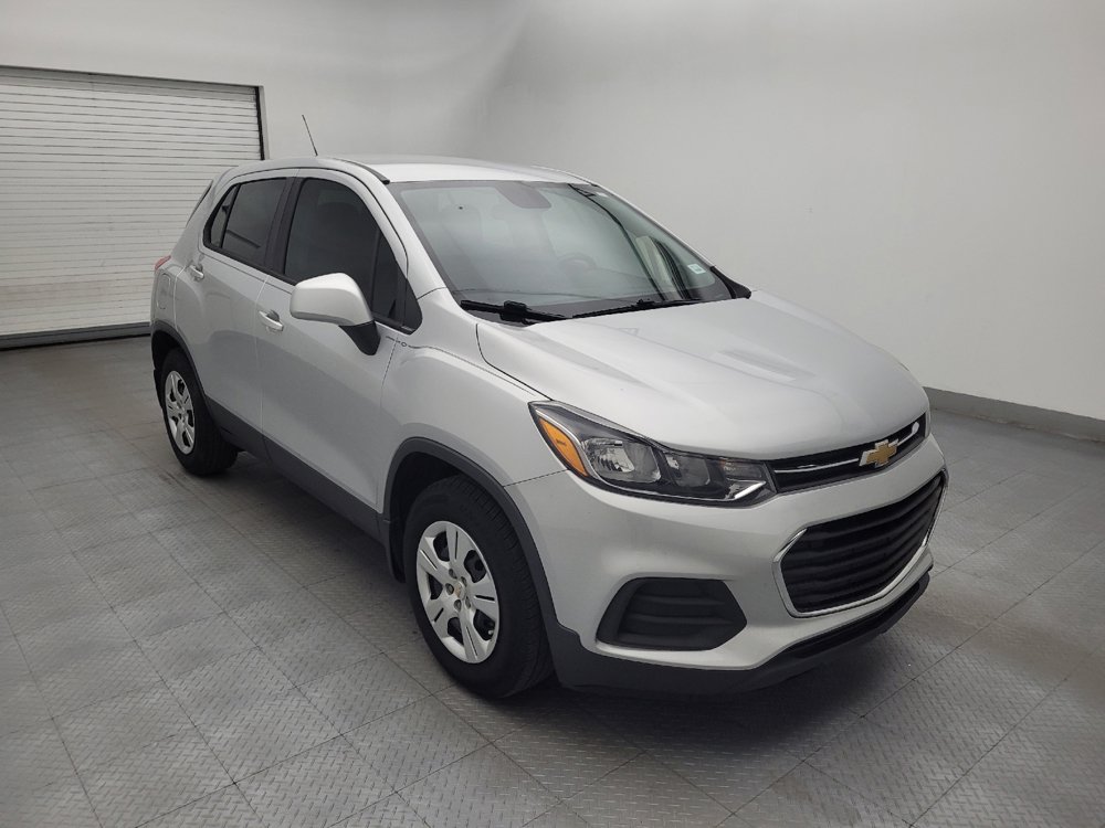 Used 2018 Chevrolet Trax LS w/ LPO, Protection Package FWD image 13