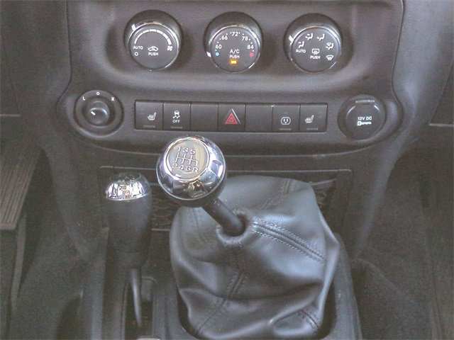 Used 2017 Jeep Wrangler Unlimited Sahara w/ Connectivity Group image 20