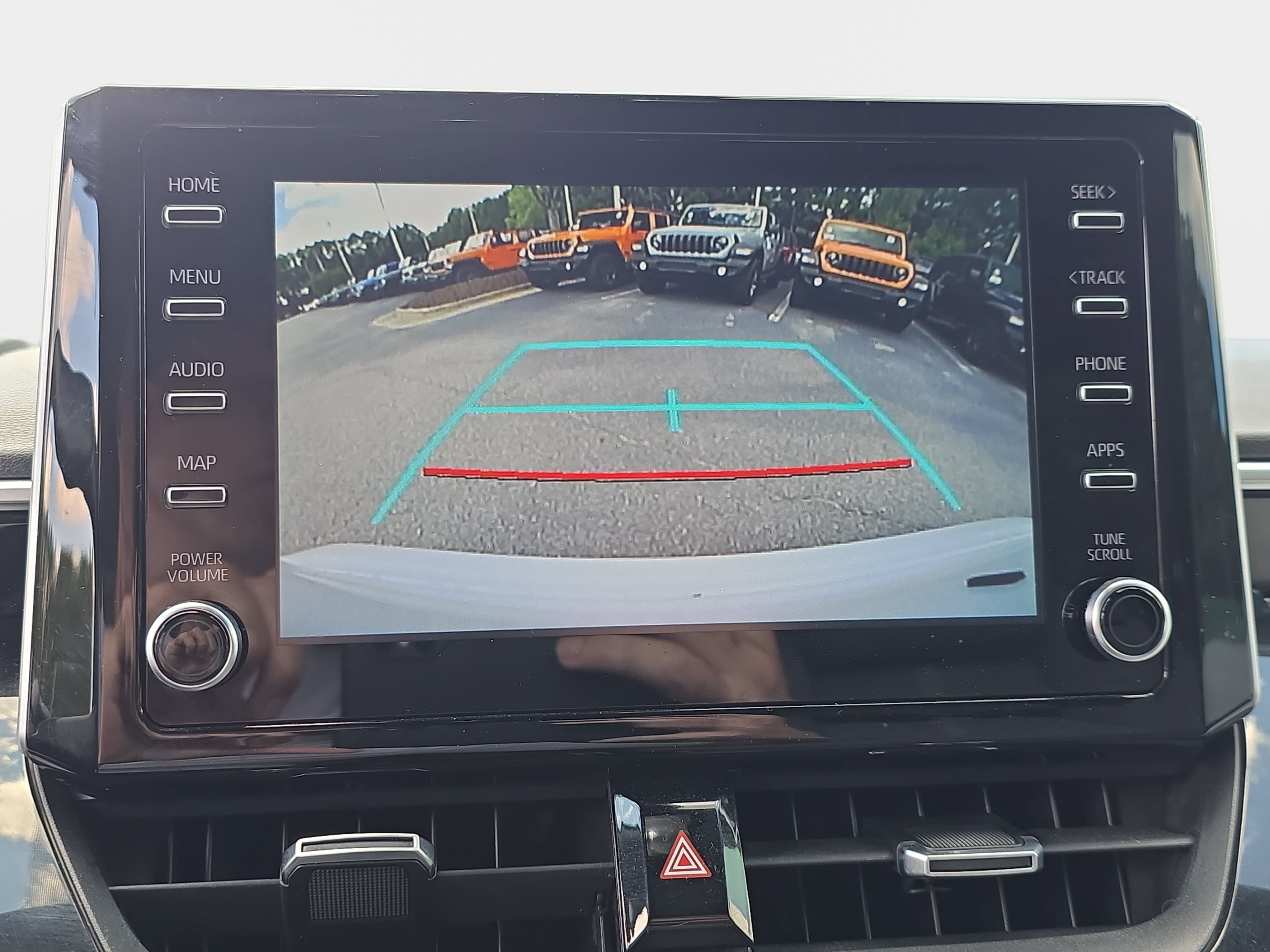 Used 2020 Toyota Corolla SE FWD image 20
