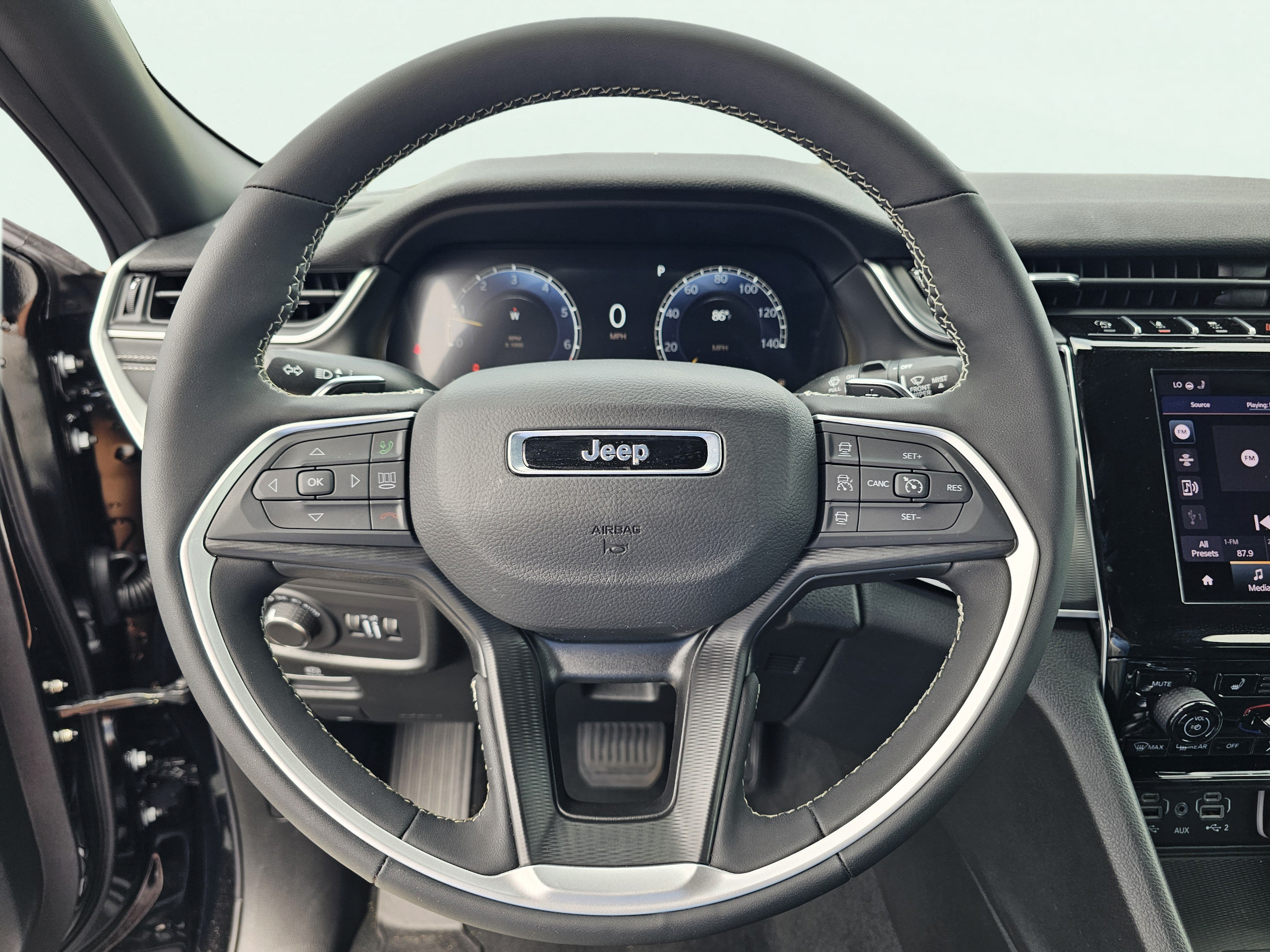 New 2026 Jeep Grand Cherokee Laredo X RWD image 21
