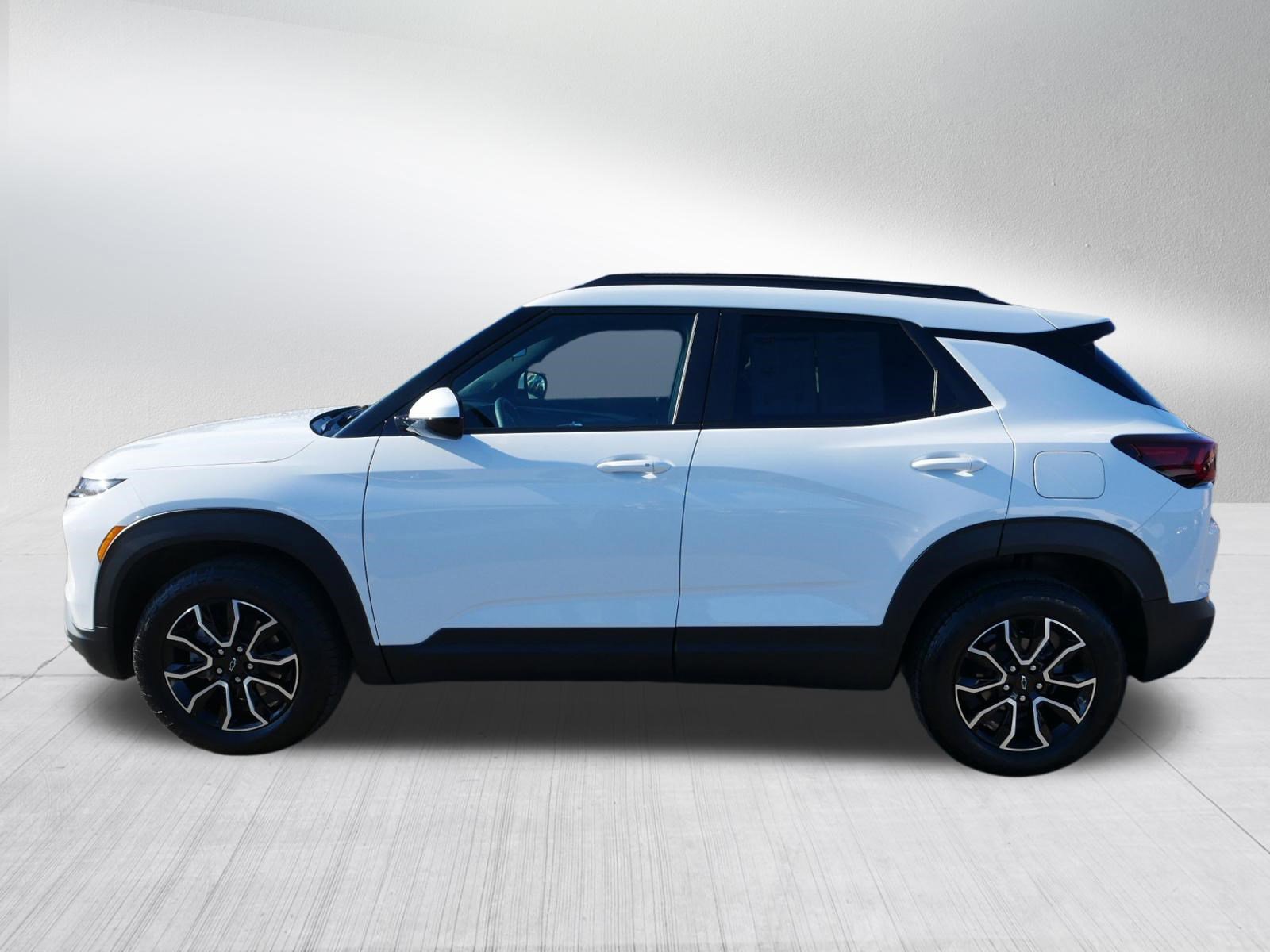 Used 2024 Chevrolet TrailBlazer ACTIV w/ Driver Confidence Package image 4