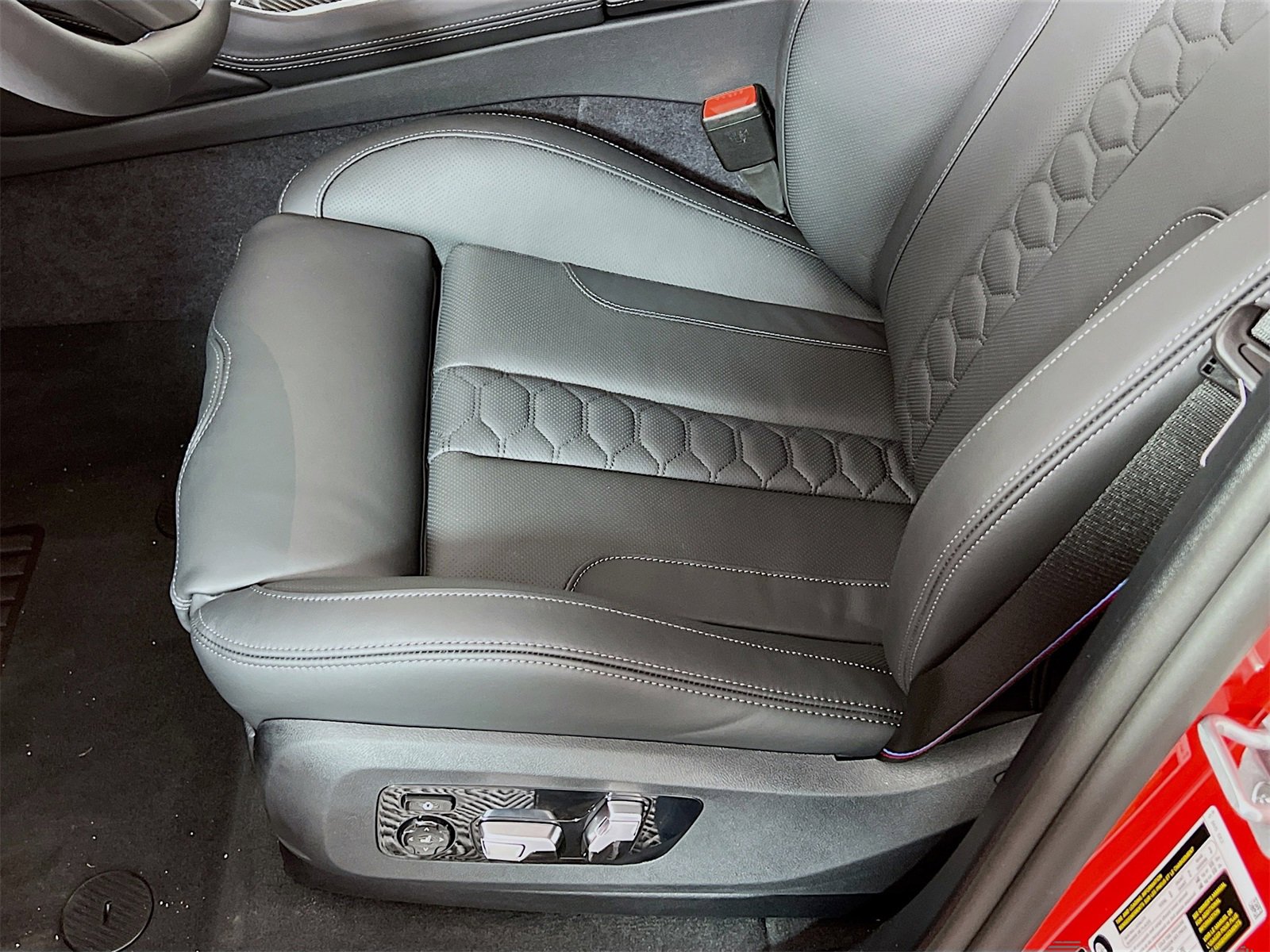 New 2026 BMW X5 M Competition w/ Executive Package image 22