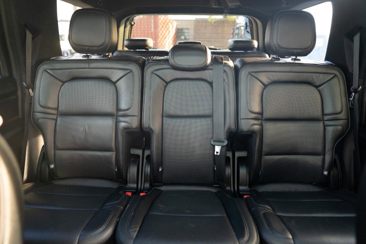 Used 2018 Lincoln Navigator Reserve w/ Technology Package image 37