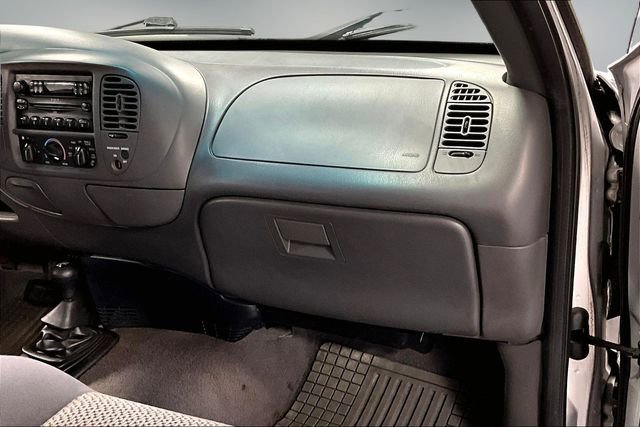 Used 2003 Ford F150 XLT AWD/4WD image 22