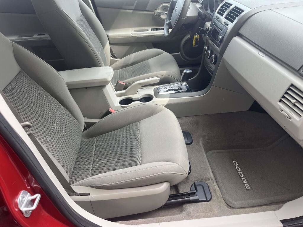 Used 2010 Dodge Avenger SXT FWD image 20