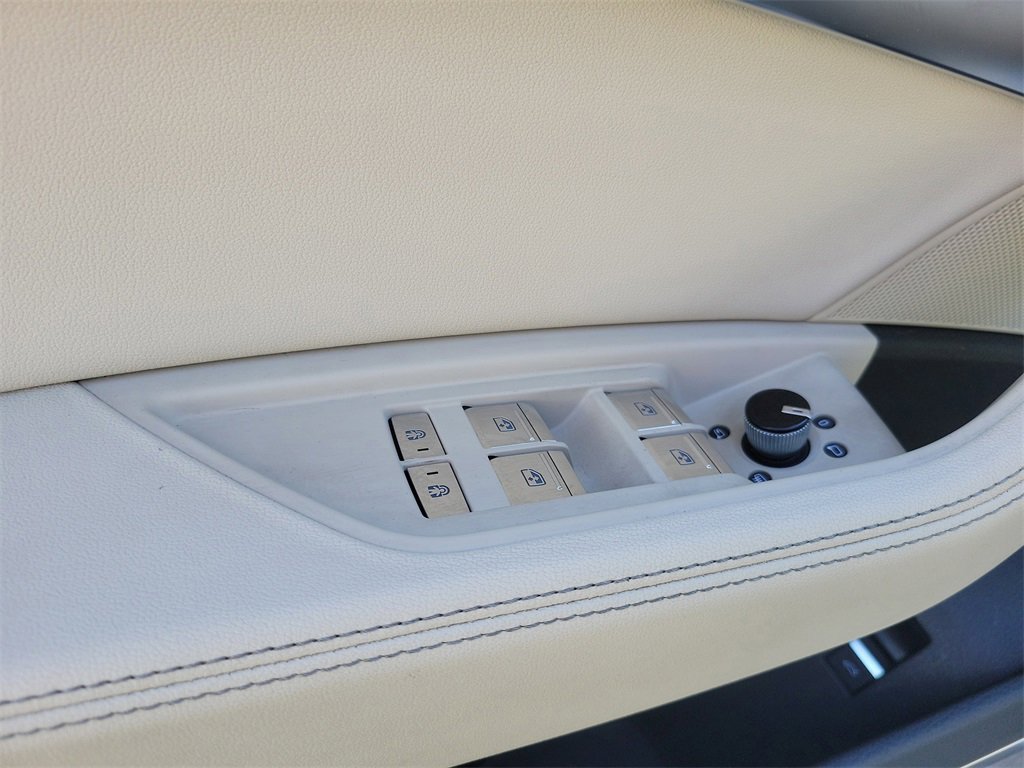 Used 2021 Audi e-tron Premium Plus w/ Premium Plus Package image 20