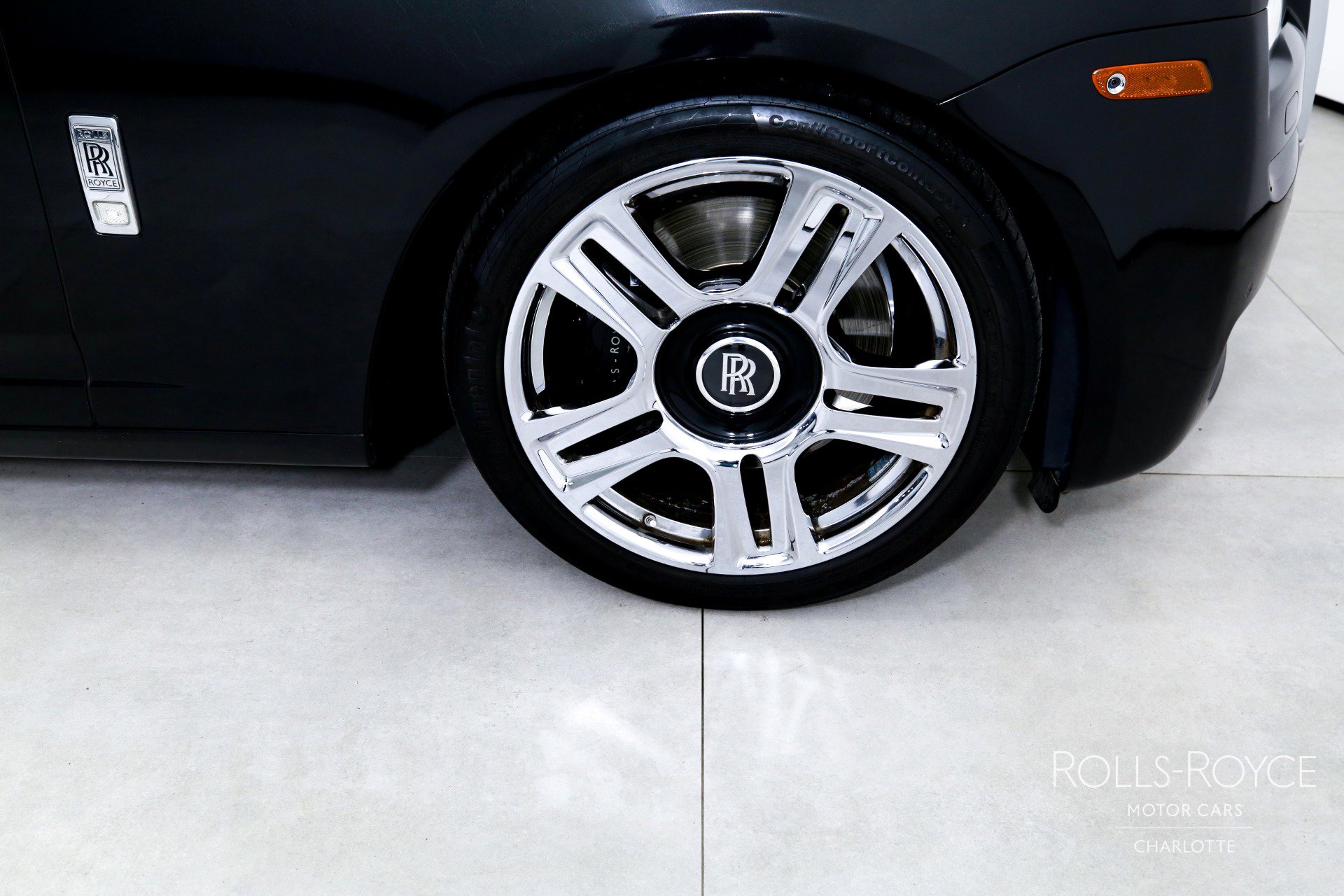 Used 2015 Rolls-Royce Ghost image 37