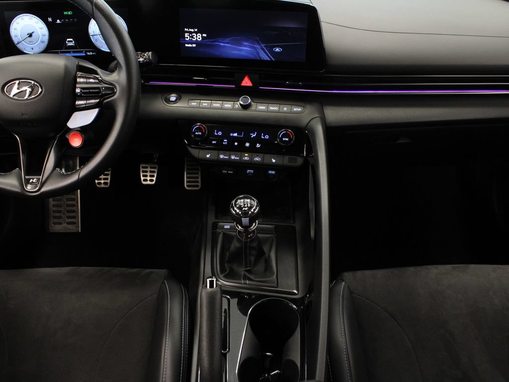 Used 2022 Hyundai Elantra N FWD image 21