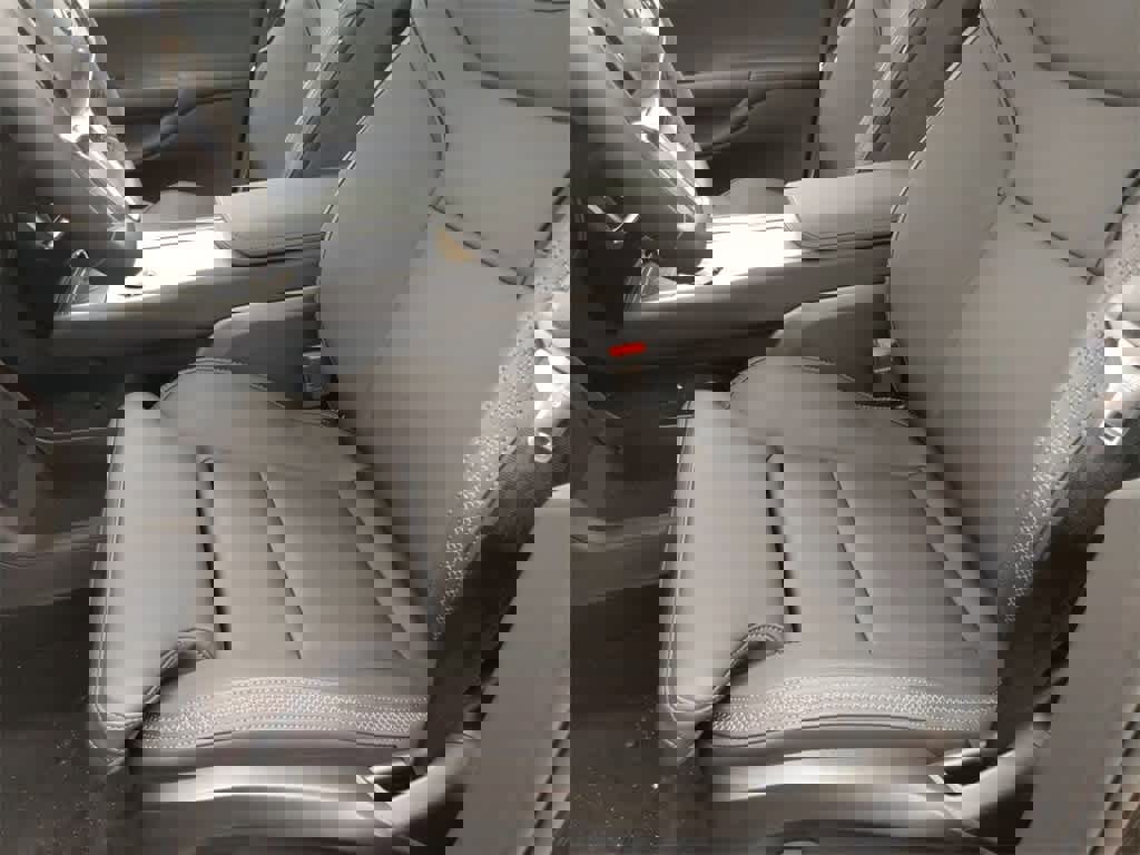 New 2025 Volvo EX90 Plus image 14