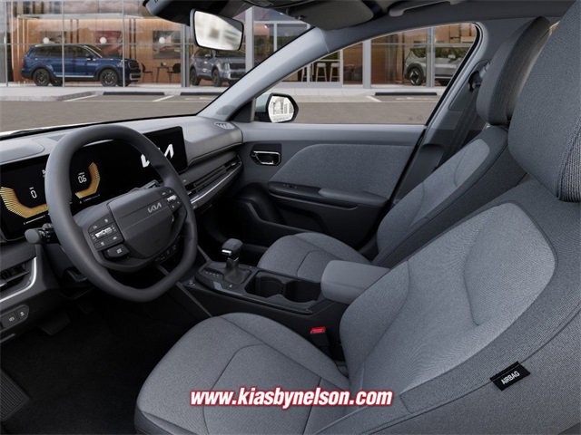 New 2025 Kia K4 LXS image 17