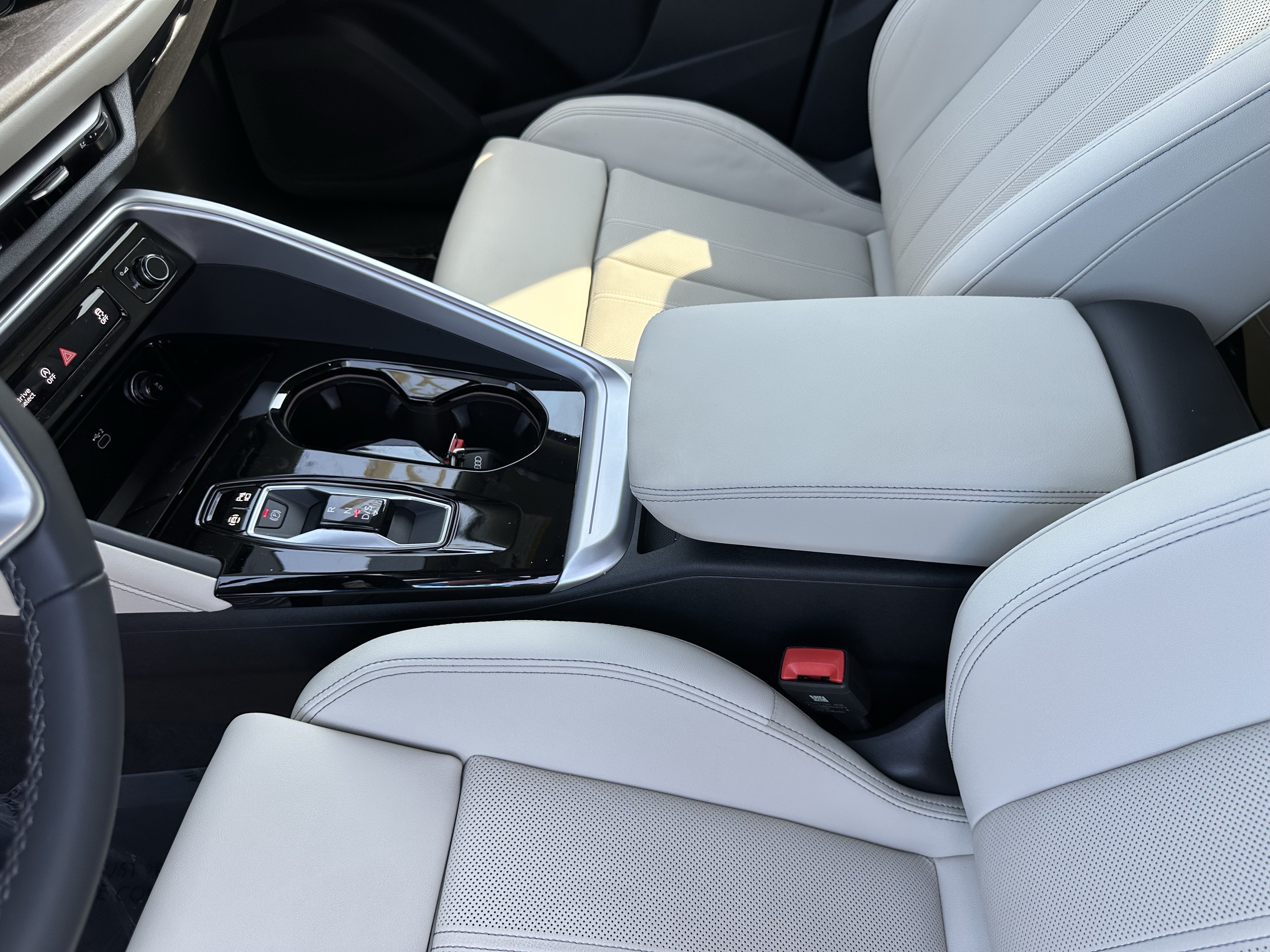Certified 2025 Audi Q5 Premium Plus w/ Premium Plus AWD/4WD image 23