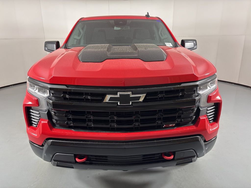 Used 2024 Chevrolet Silverado 1500 LT Trail Boss image 3